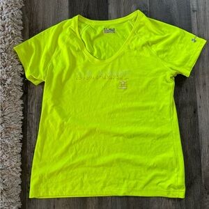 WOMENS UNDER ARMOUR US ARMY TEE SIZE XL